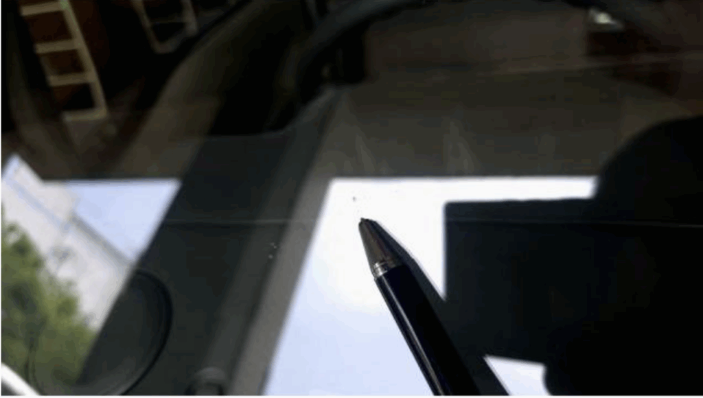 兵庫 NV100 クリッパー フロントガラスリペア