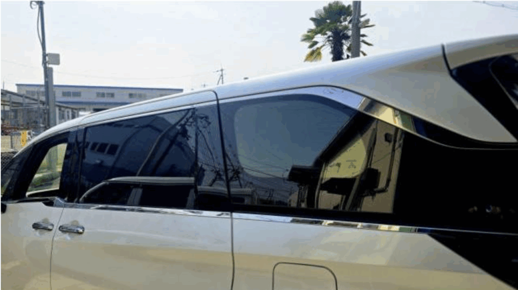 レクサスLM カーフィルム施工で遮熱・断熱効果アップ｜GLASSIC 豊中