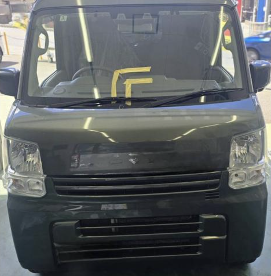 尼崎市 スズキ エブリイ DA17V フロントガラス交換｜GLASSIC施工事例