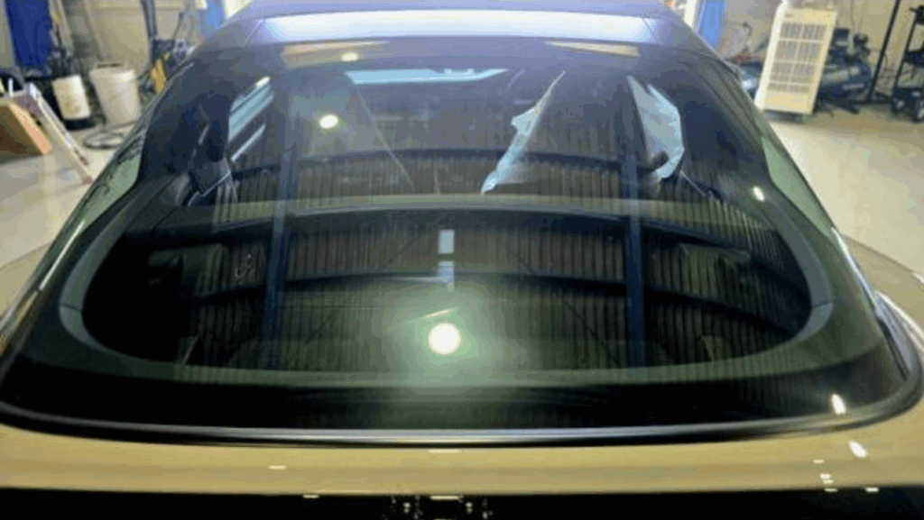 高級車 ポルシェ911 カーフィルム施工 箕面市 グラシック