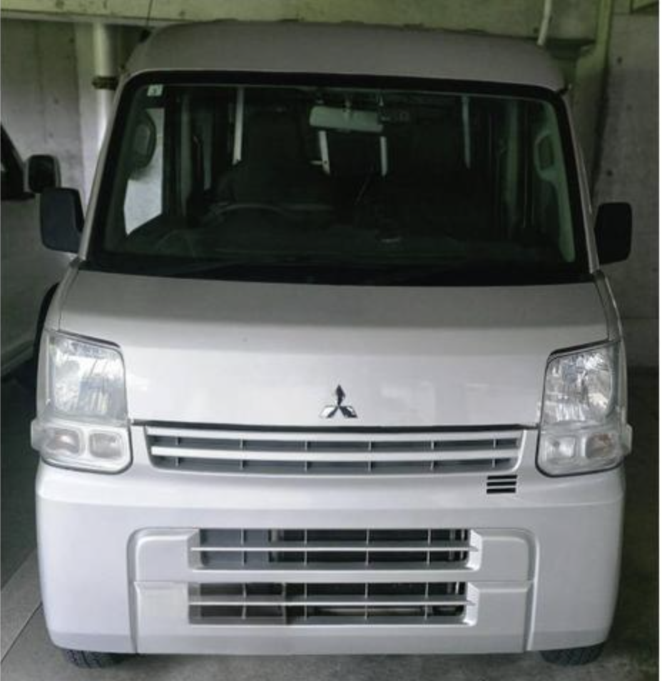 吹田市で施工した三菱ミニキャブバン DS17V フロントガラス交換｜GLASSIC