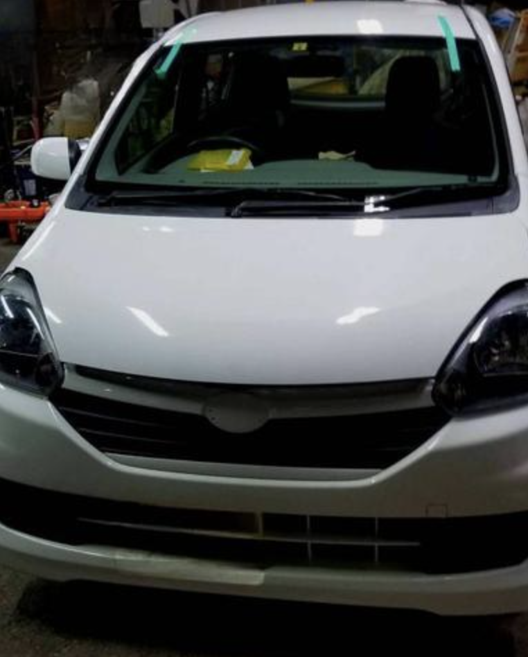 豊中市で施工したダイハツ ミライース LA300 フロントガラス交換