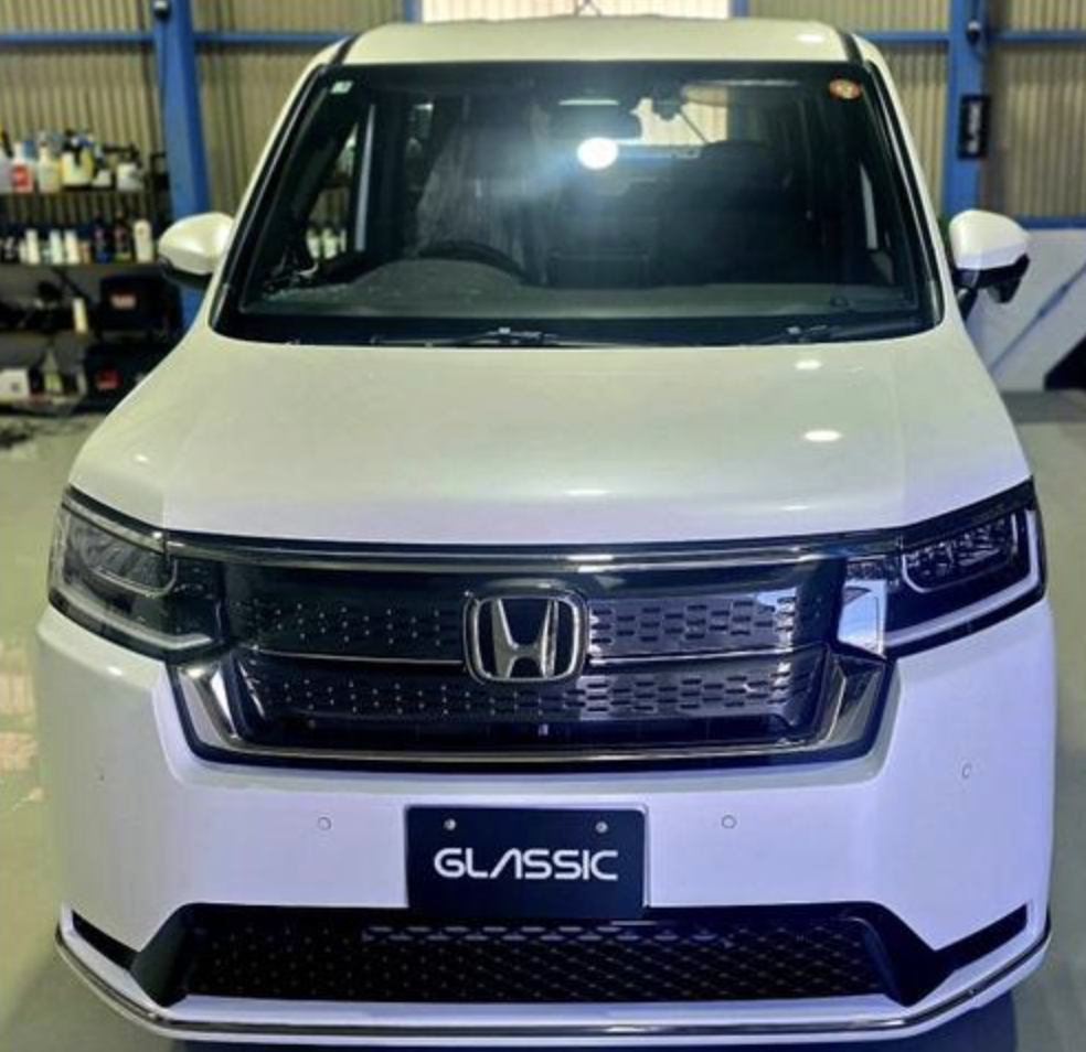 stepwgn-rp6-side-glass-replacement-front