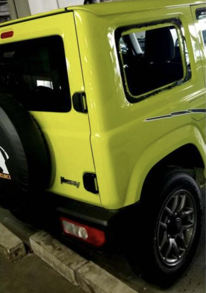 池田市 自動車ガラス修理 GLASSIC(グラシック)ジムニー施工例