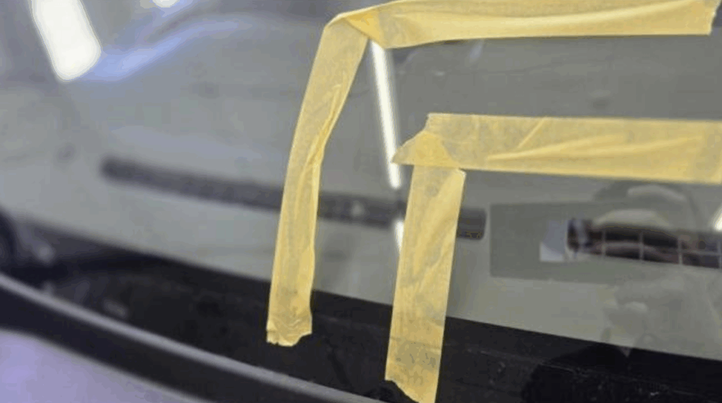 エーミング対応 フロントガラス交換 スズキ エブリイ 尼崎市 GLASSIC