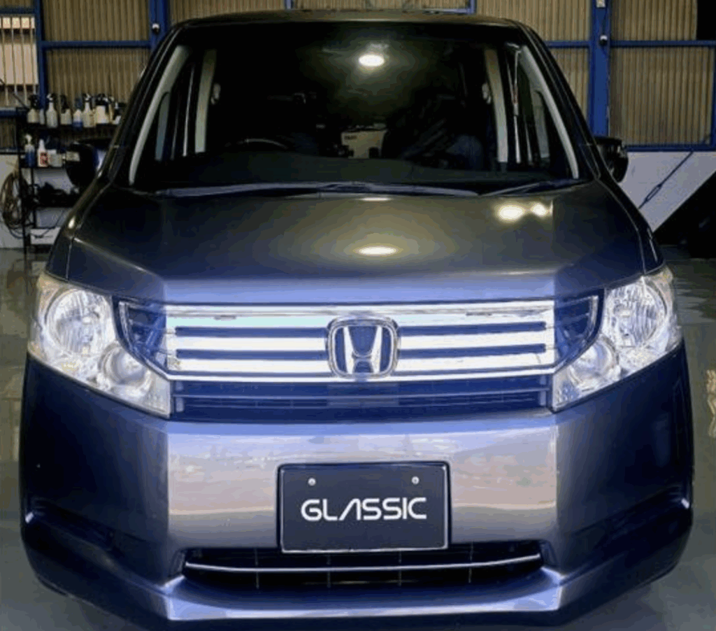 stepwgn-rk1-rear-glass-before